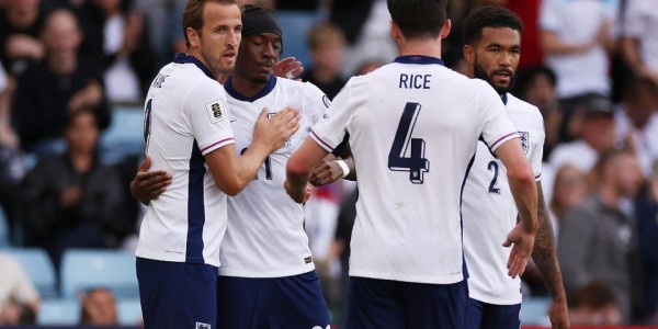 世预赛35场不败！英格兰2-0安道尔 4连胜0失球领跑 赖斯头槌建功