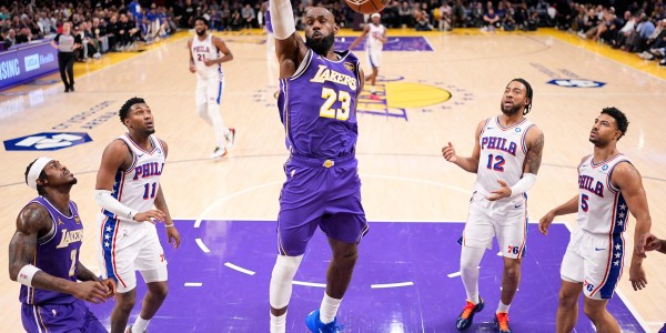 末节10+2挽尊！41岁勒布朗险成罪人：禁区外8中0+8失误被大帝生断