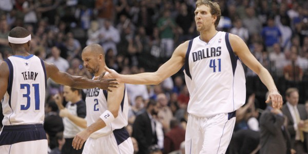 韦德：11年独行侠围绕德克打造了完美阵容 特里的发挥是FMVP级别