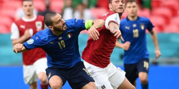 MK体育-梁熙明：“美丽足球”现原形，曼奇尼已交出90分答卷